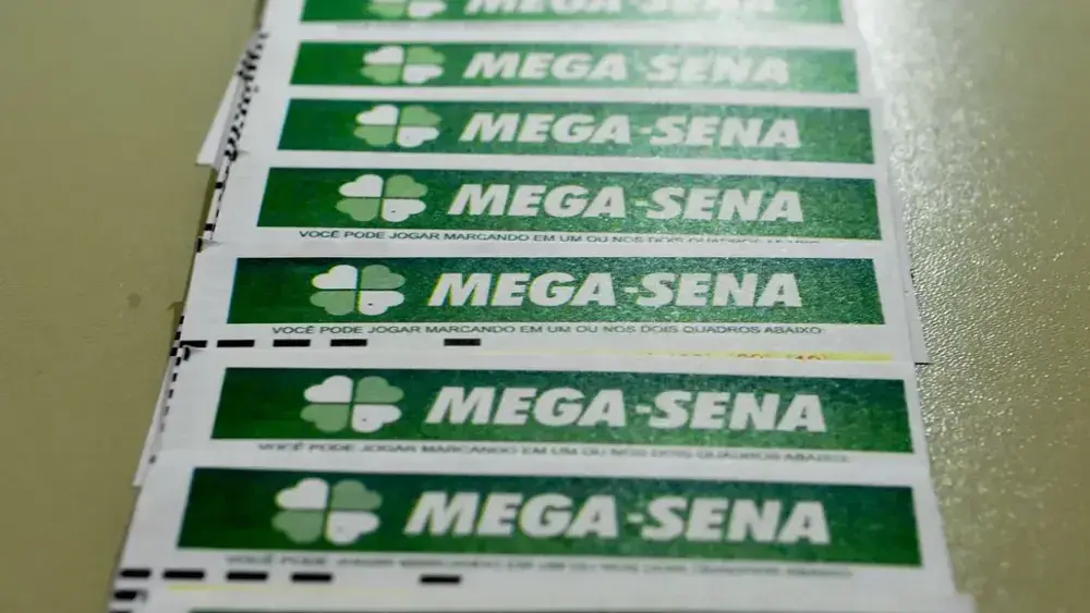 Mega-Sena acumula e prêmio sobe para R$ 30 milhões