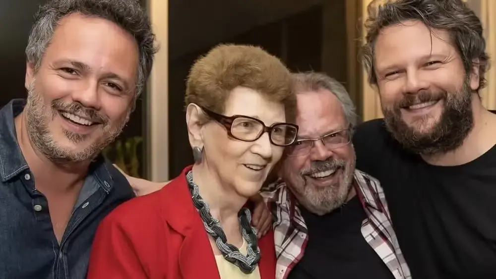 Morre Dalton Mello, pai de Selton e Danton Mello, aos 84 anos
