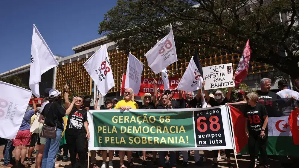 Movimentos populares lançam brigadas para reeleição de Lula