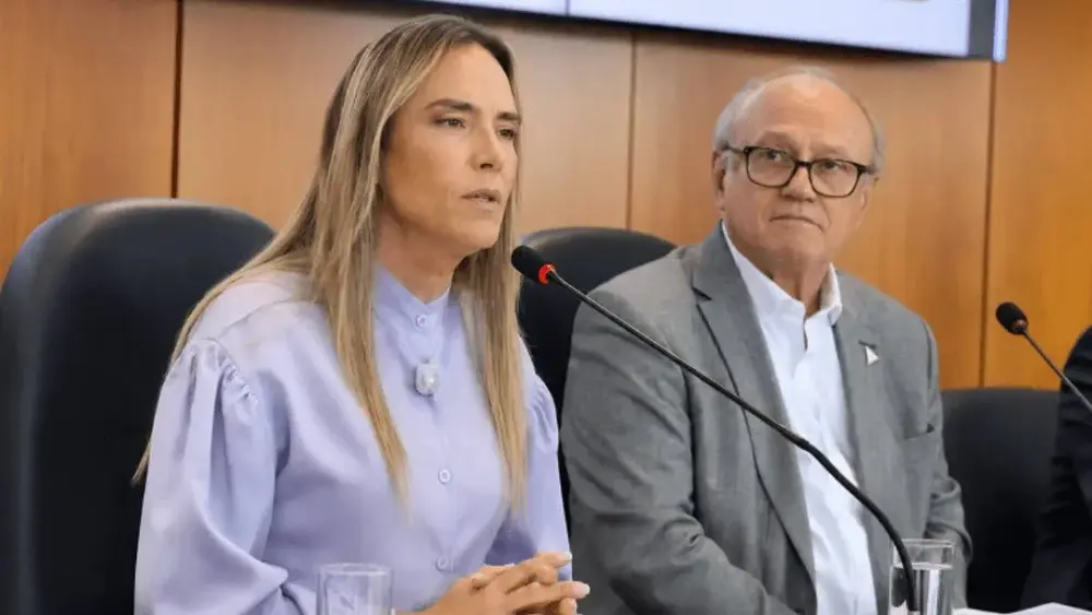 Secretário do DF cobra aval de bancos para socorro ao BRB
