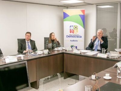 AGU aprova guia para uso responsável de IA nas eleições