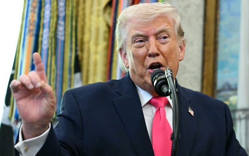 Custo de salão de Trump na Casa Branca dobra para US$ 400 mi