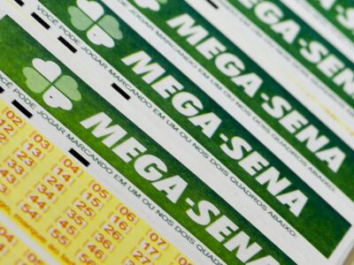 Mega-Sena acumula e sorteia R$ 45 milhões neste sábado