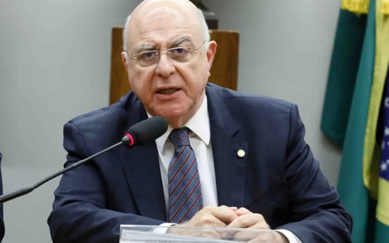 Minerais críticos: relator retira anuência prévia do conselho