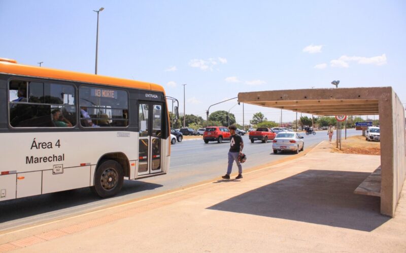Queda de 52% nos roubos em ônibus do DF em 2025