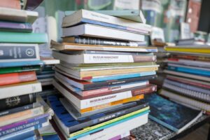 Venda de livros cresce 6,5% em 2025 impulsionada por obras gerais