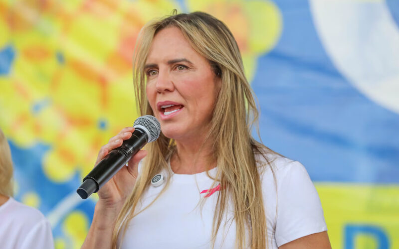 Celina Leão recebe alta e retoma agenda oficial