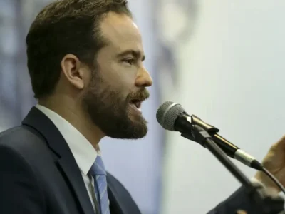 Balança comercial: participação dos EUA cai de 25% para 9%