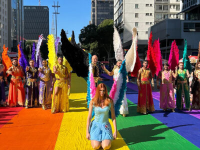 Parada LGBT+ expõe ausência da direita e contrasta com Marcha
