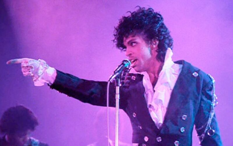 Prince: disco póstumo inédito “Timeless” é anunciado