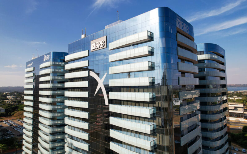 S&P rebaixa nota do BRB e cita riscos em capitalização